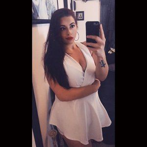 Meet your Posher, Noelle